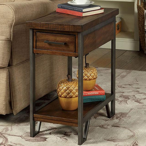 Dundalk Dark Oak Side Table - The Mattress Center (Fresno,CA)